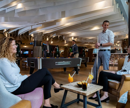 Bowling Bar